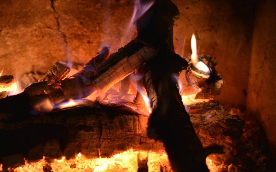 Hearth fireplace pixabay 2018 fire-1805436_1920 cropped
