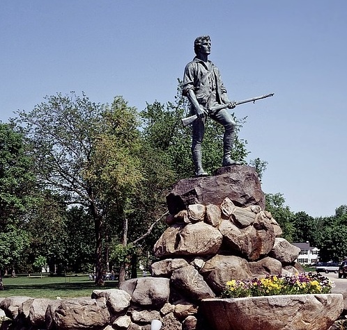 MinutemanStatue_2017 pixabay cropped