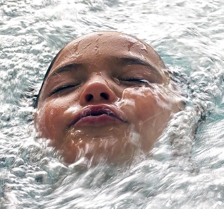 Girl pool swim water 2026 pixabay elaba-swimming-pool-1229130_1280