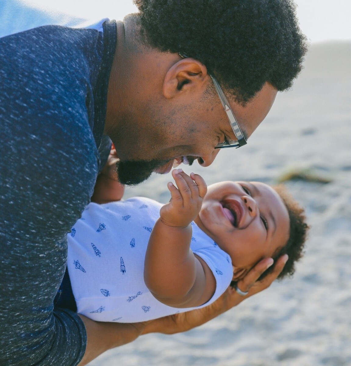 Father child laughing singing 2021 pixabay fathers-day-5469310_1920 cropped