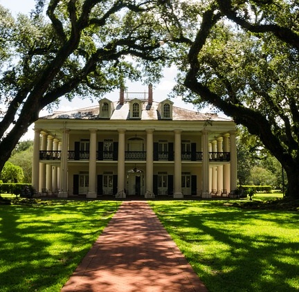 Oak Alley Plantation 2017 pixabay MI antebellum cropped